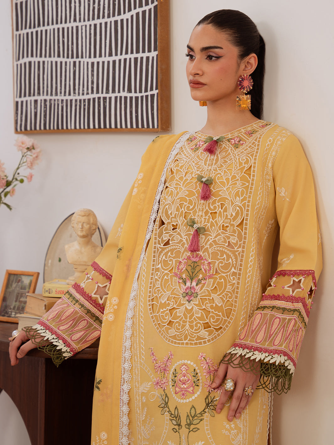 Shanaya Lawn '26 By Mahnur