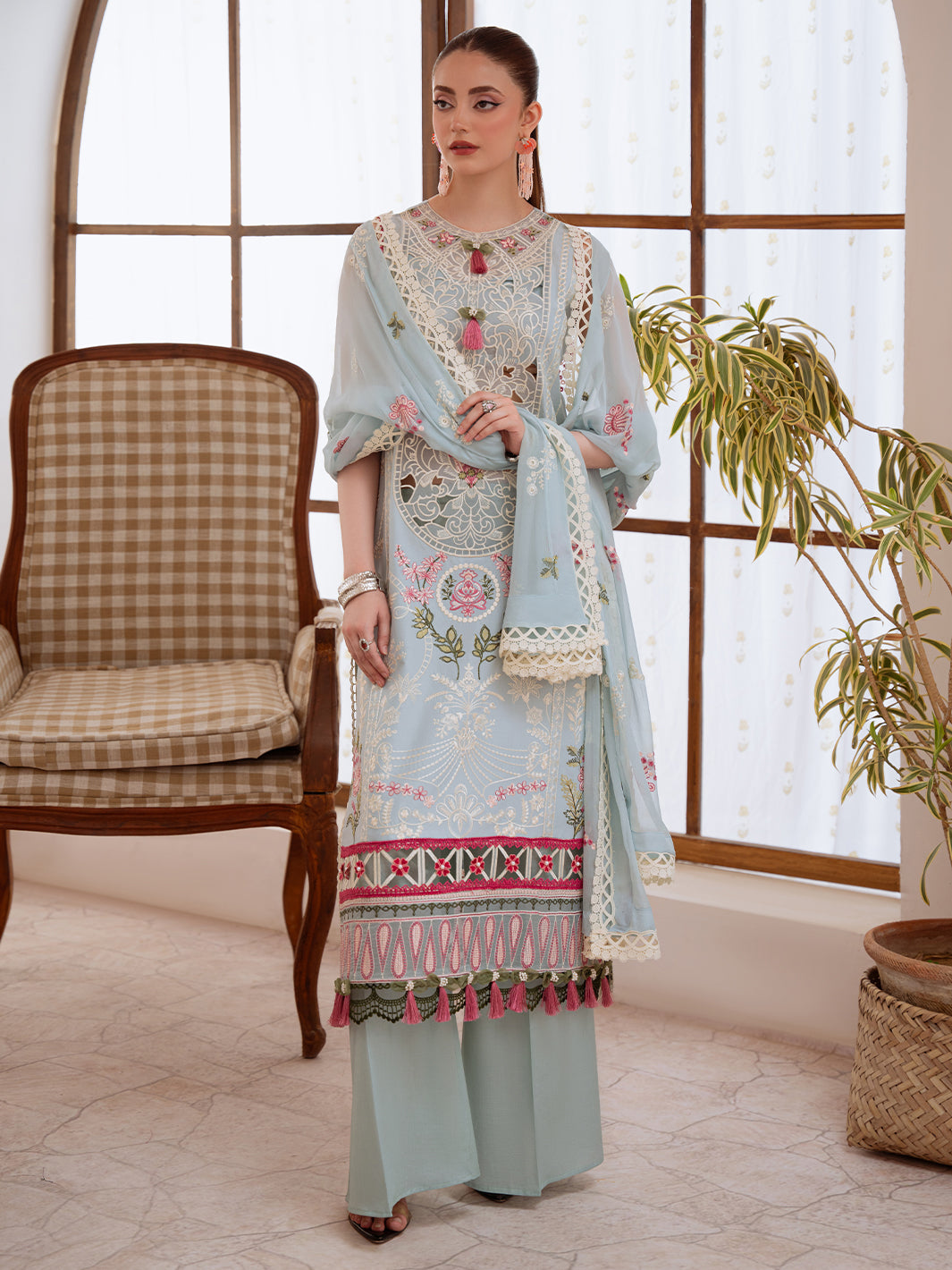 Shanaya Lawn '26 By Mahnur