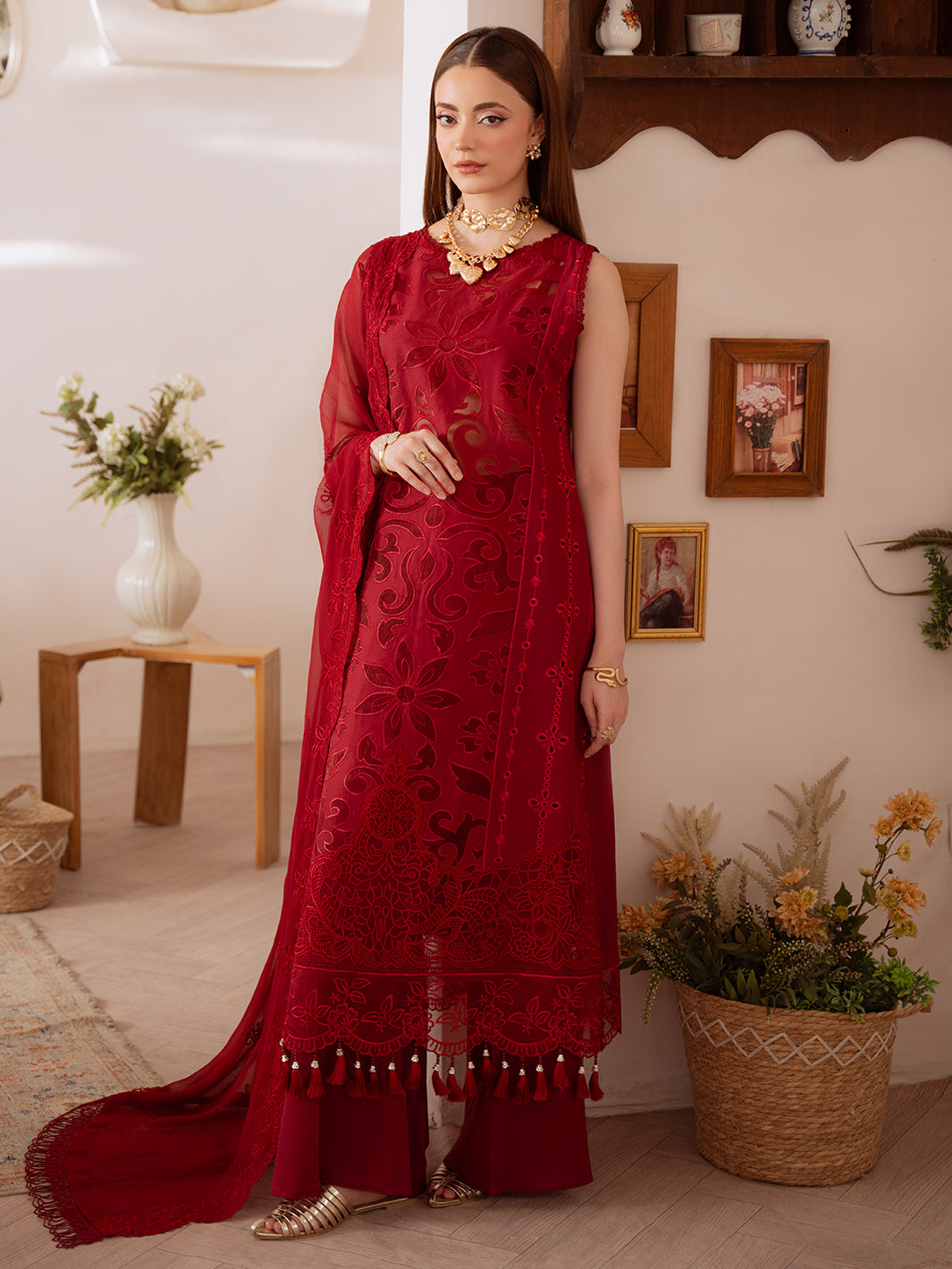 Shanaya Lawn '26 By Mahnur