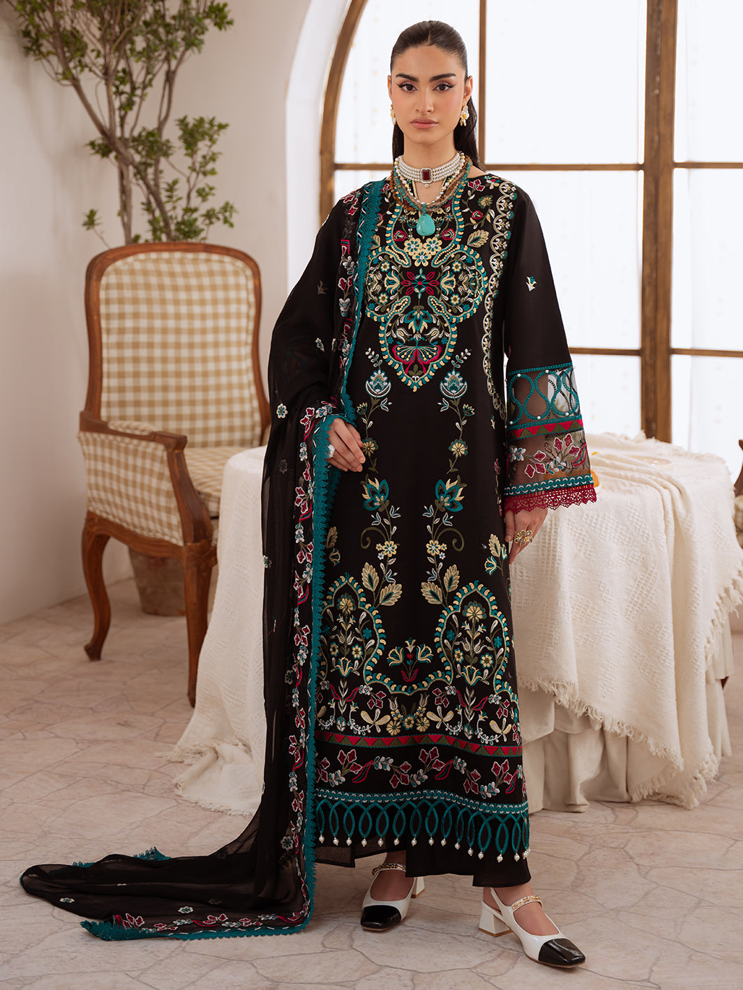Shanaya Lawn '26 By Mahnur