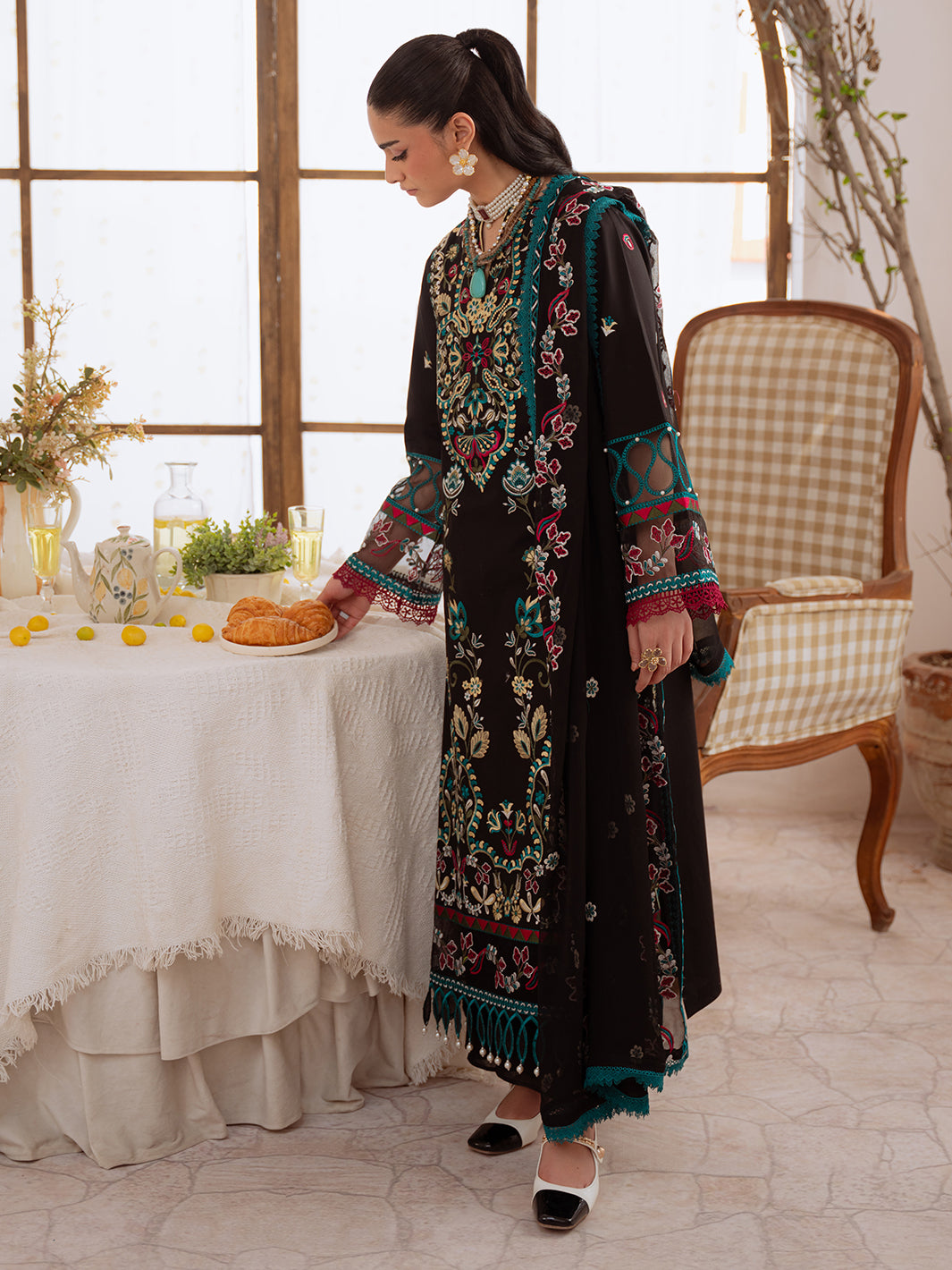 Shanaya Lawn '26 By Mahnur