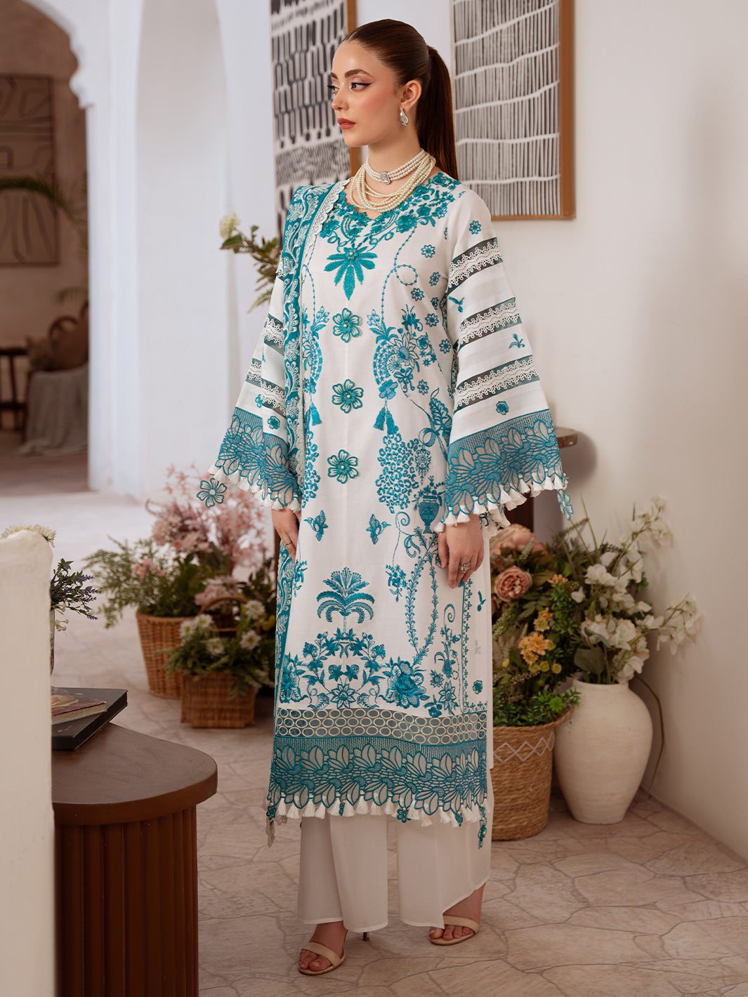 Shanaya Lawn '26 By Mahnur