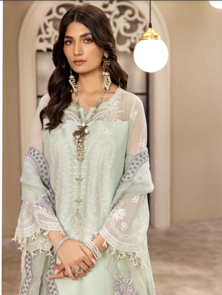 Alizeh Dhaagey Luxury Formals