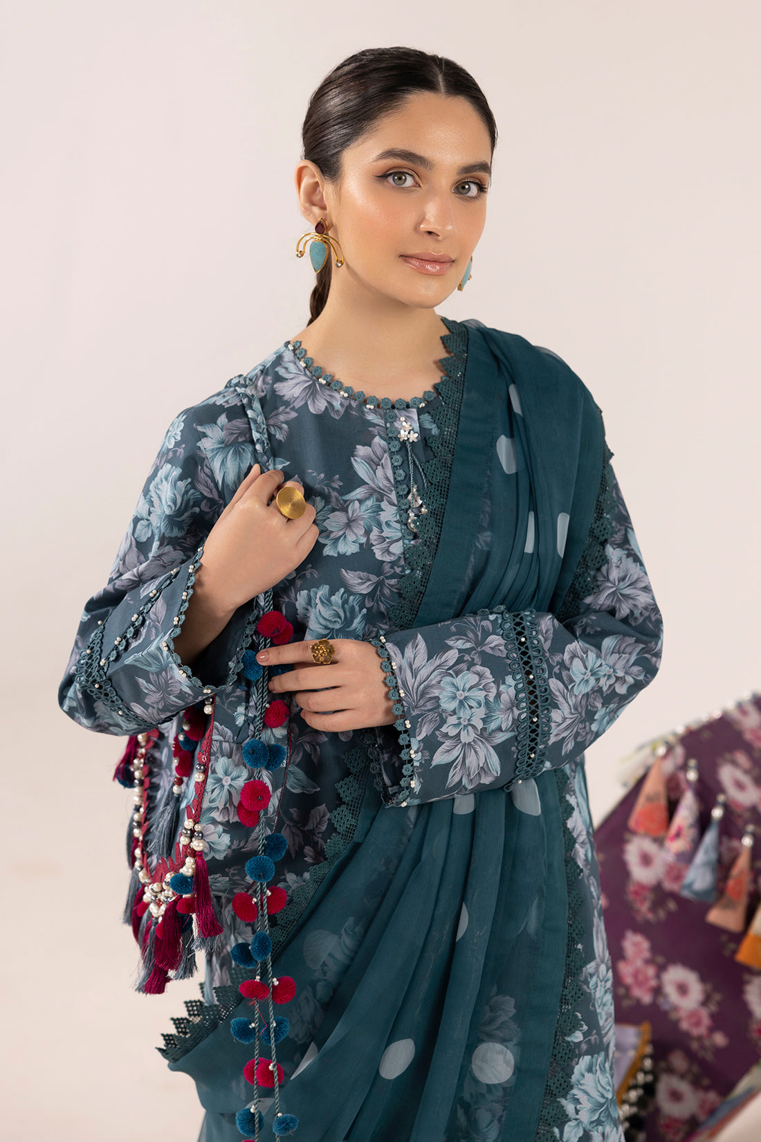 Alizeh Sheen Prints Collection '24 (07)