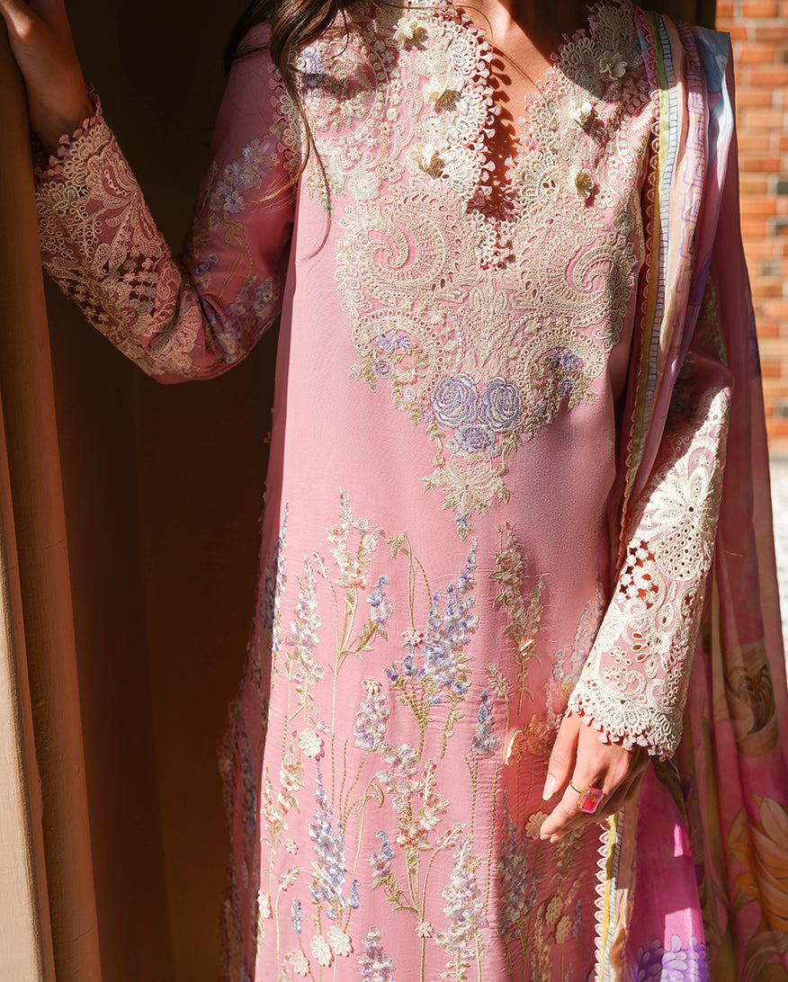 Mushq Amoi | luxury lawn'26
