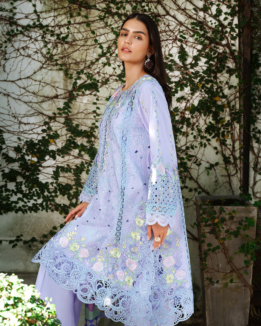 Mushq Amoi | luxury lawn'26