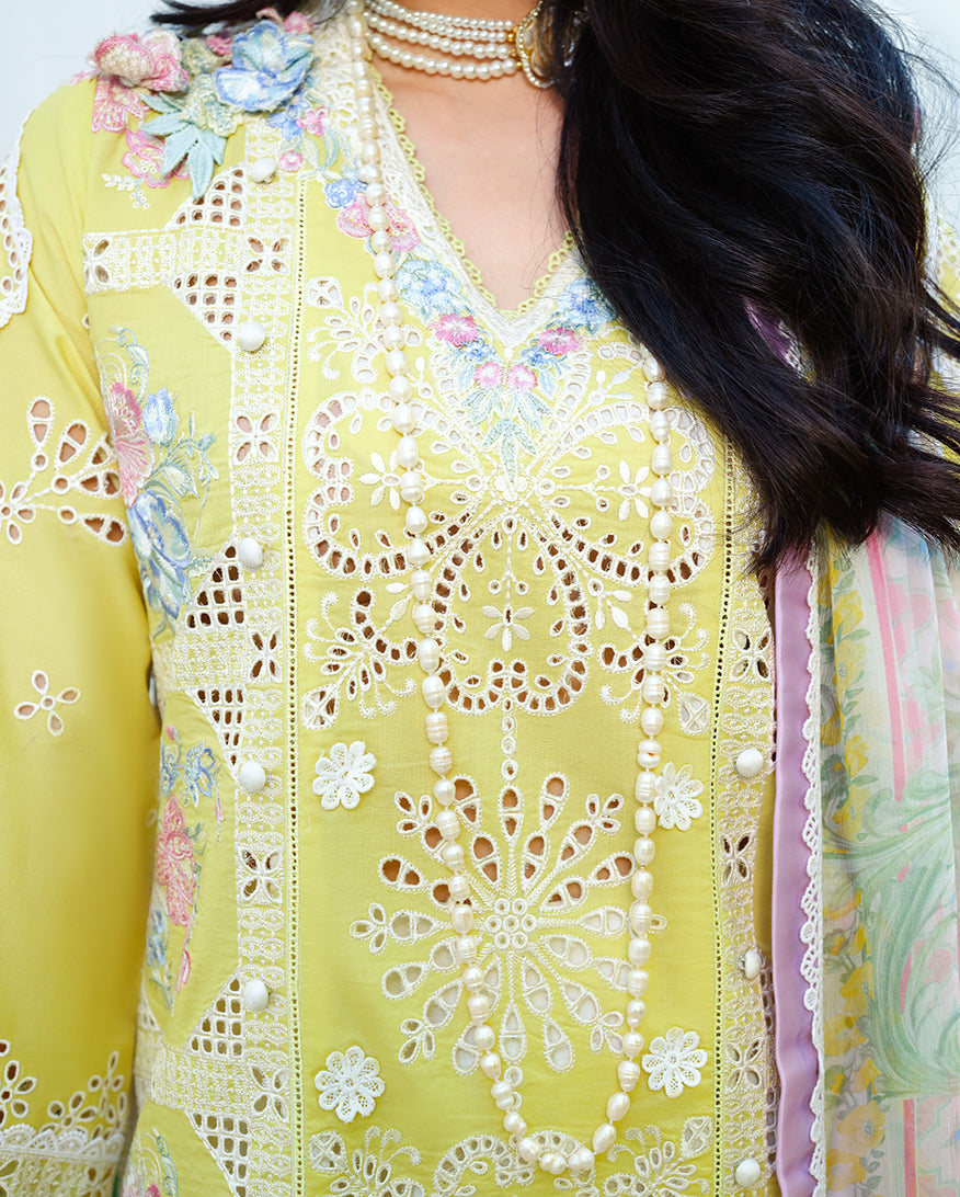Mushq Amoi | luxury lawn'26
