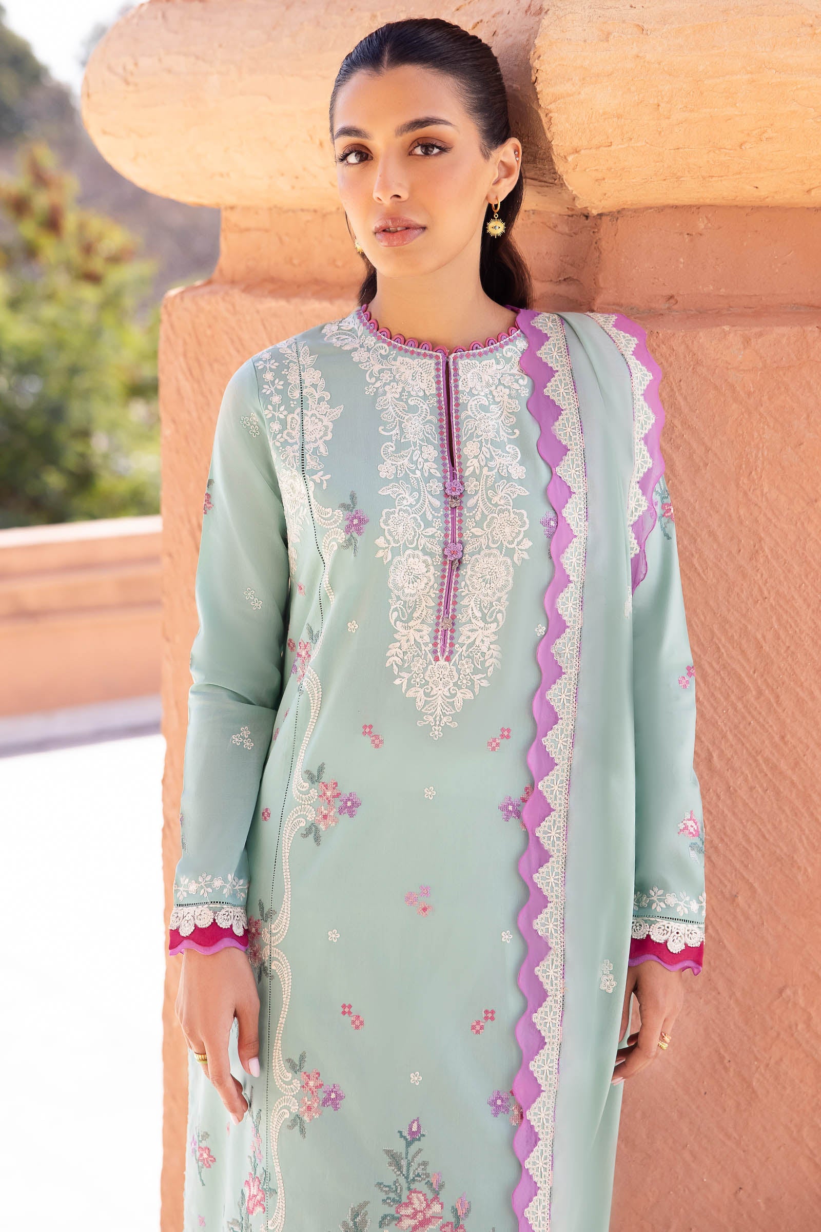 Zaha Embroidered Lawn Collection 24' (2A)