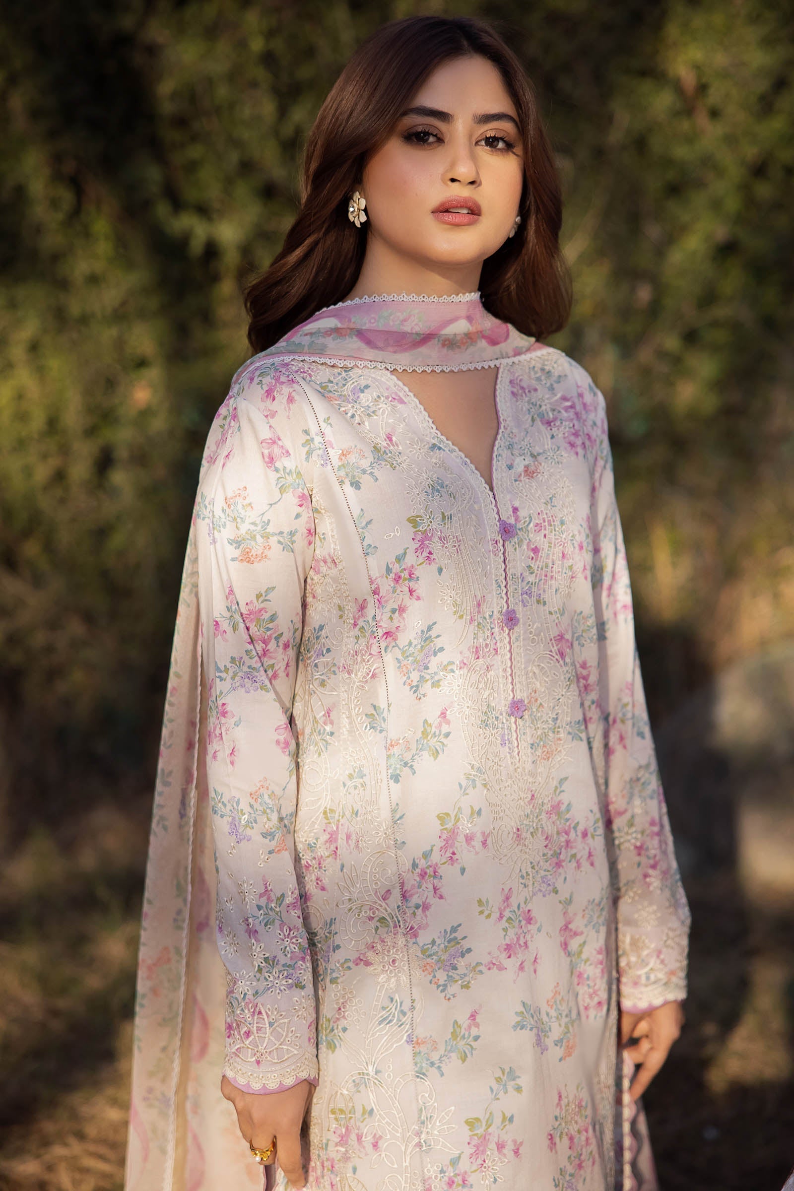 Zaha Embroidered Lawn Collection 24' (3A)