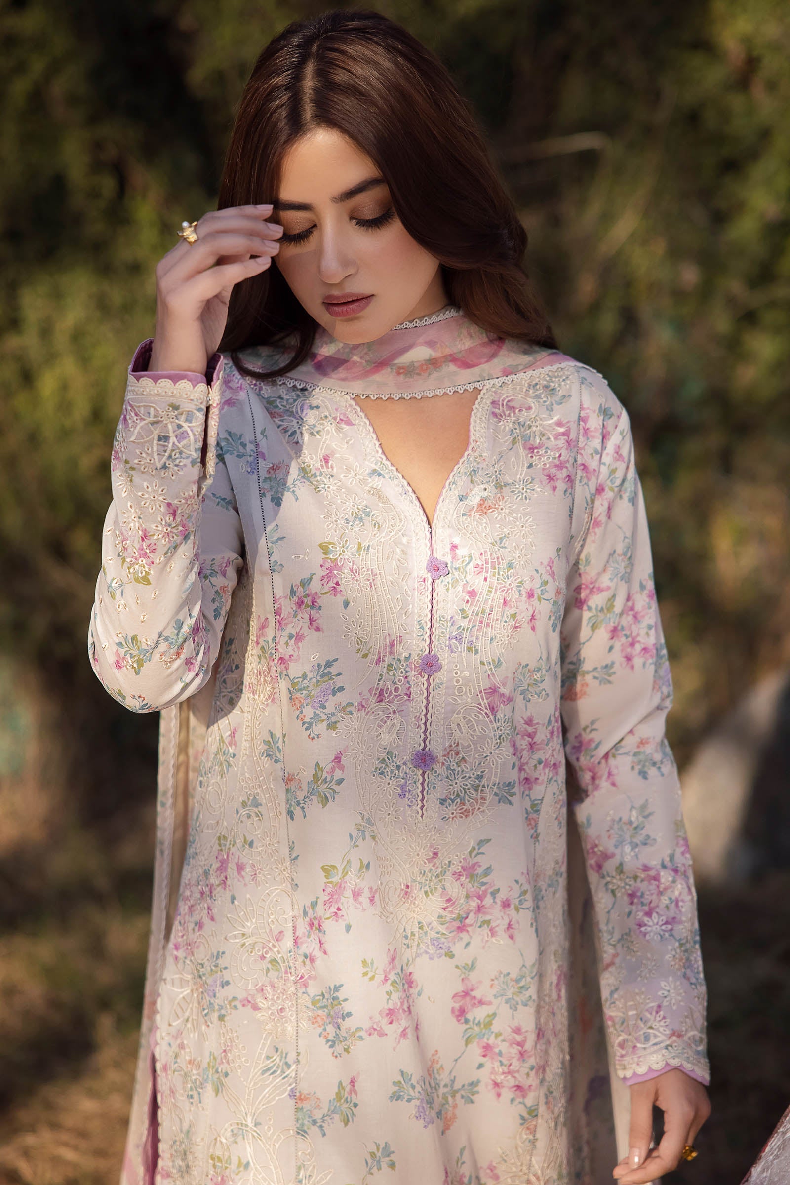 Zaha Embroidered Lawn Collection 24' (3A)