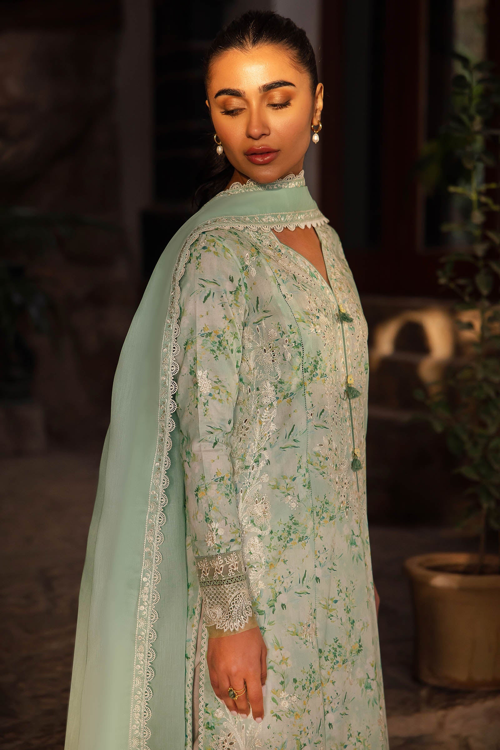 Zaha Embroidered Lawn Collection 24' (13B)