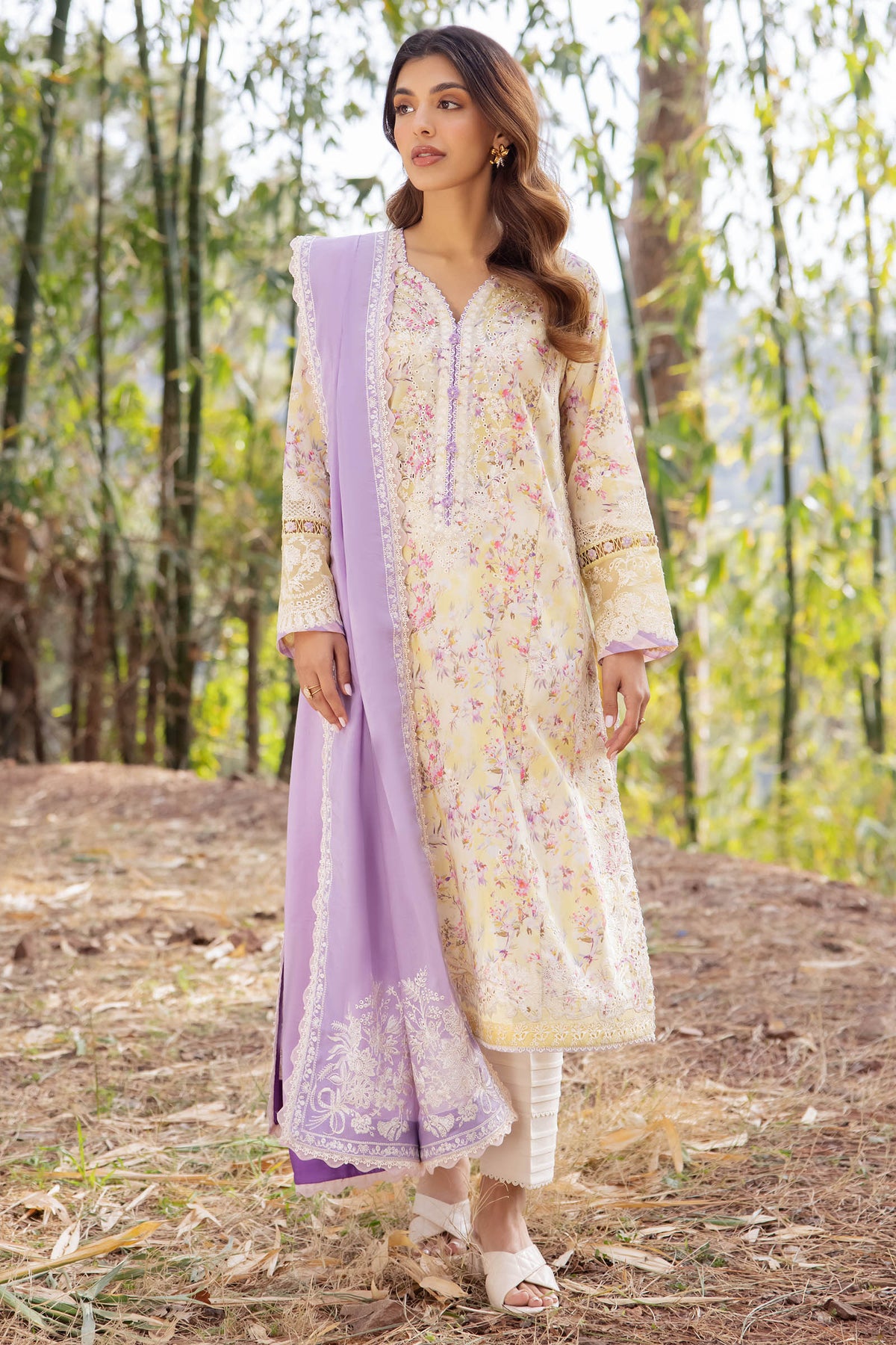 Zaha Embroidered Lawn Collection 24' (13A)