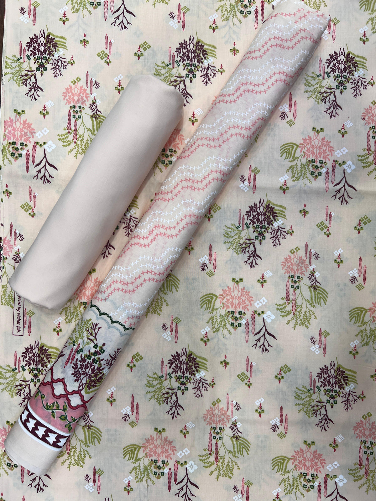 New Komal Prints Wrinkle Free 3 Piece Suit