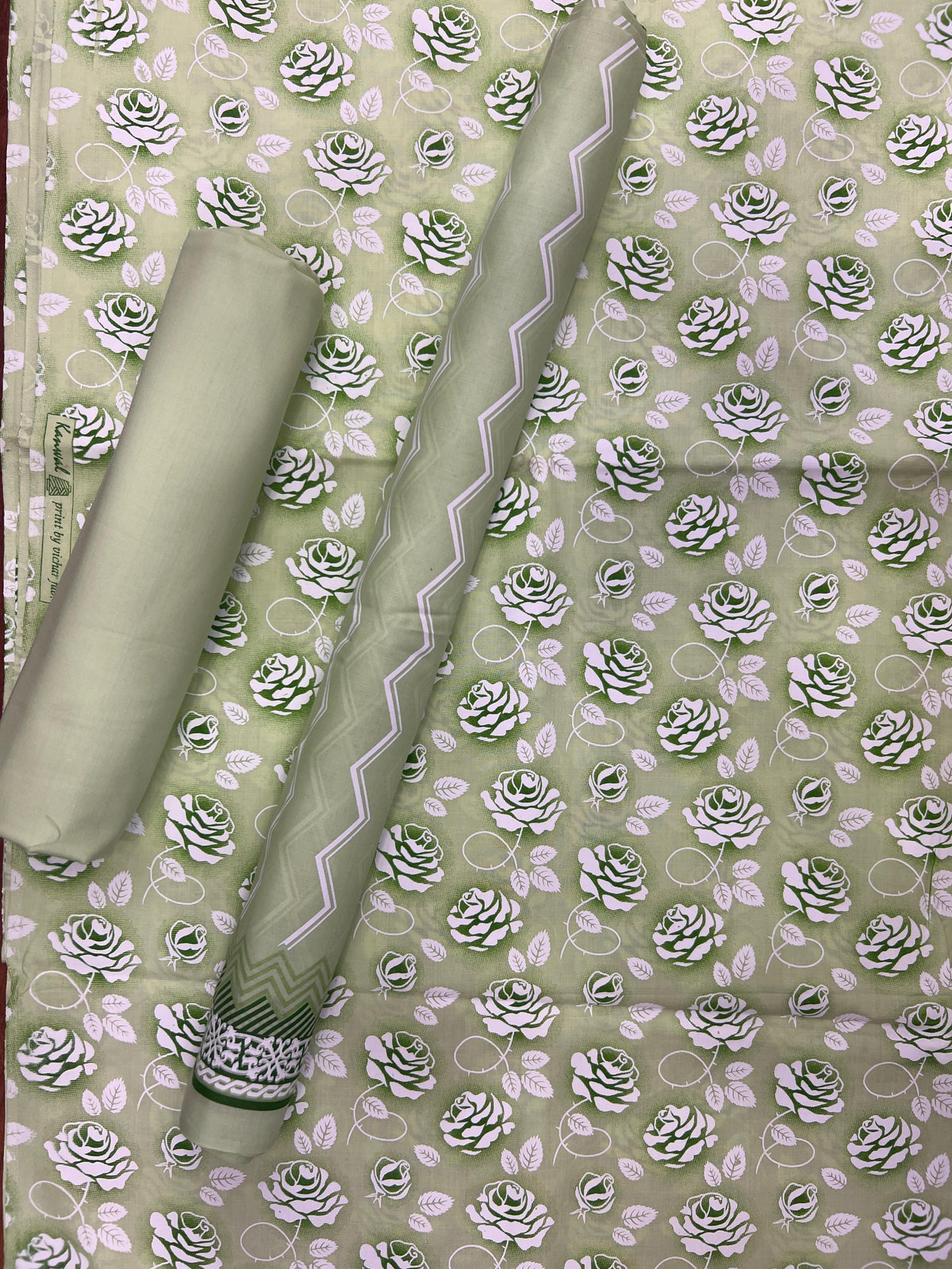 New Komal Prints Wrinkle Free 3 Piece Suit