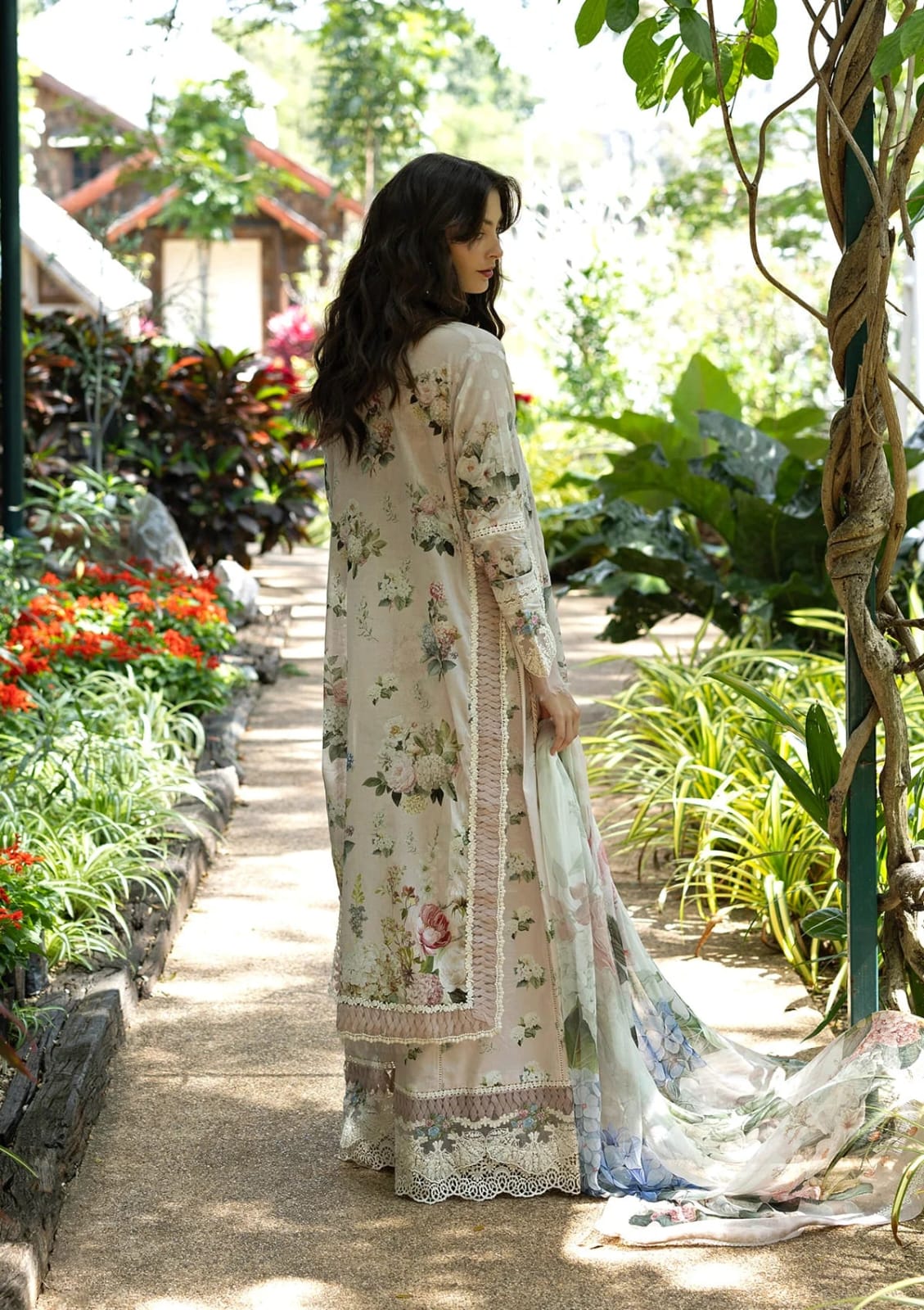 ELAF SIGNATURE - EMBROIDERED COLLECTION '26