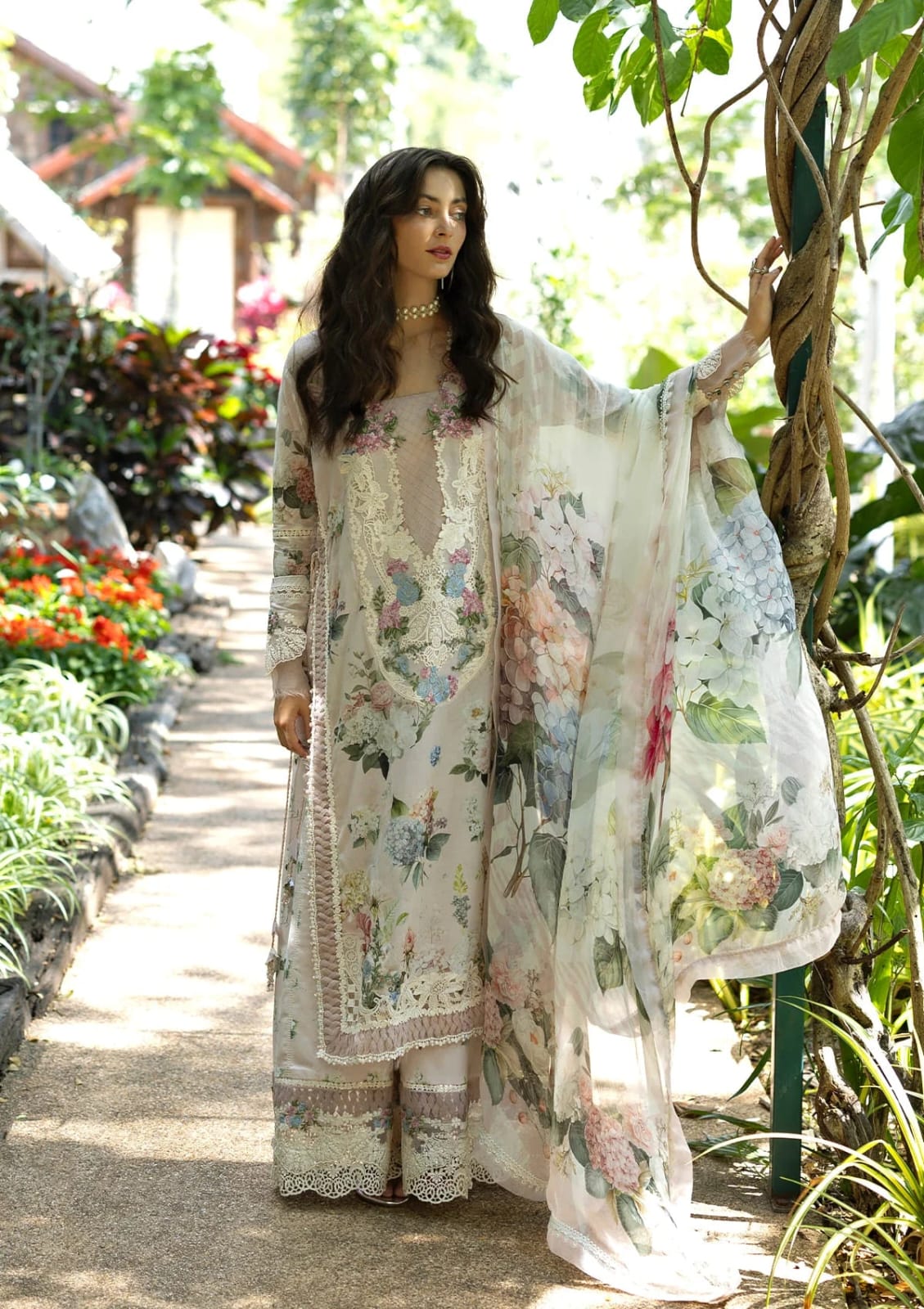 ELAF SIGNATURE - EMBROIDERED COLLECTION '26