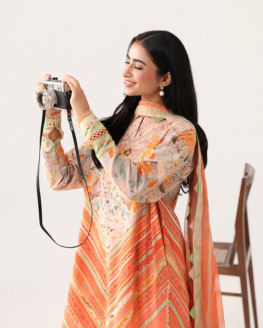 Rosette Lawn By Roheenaz 2026