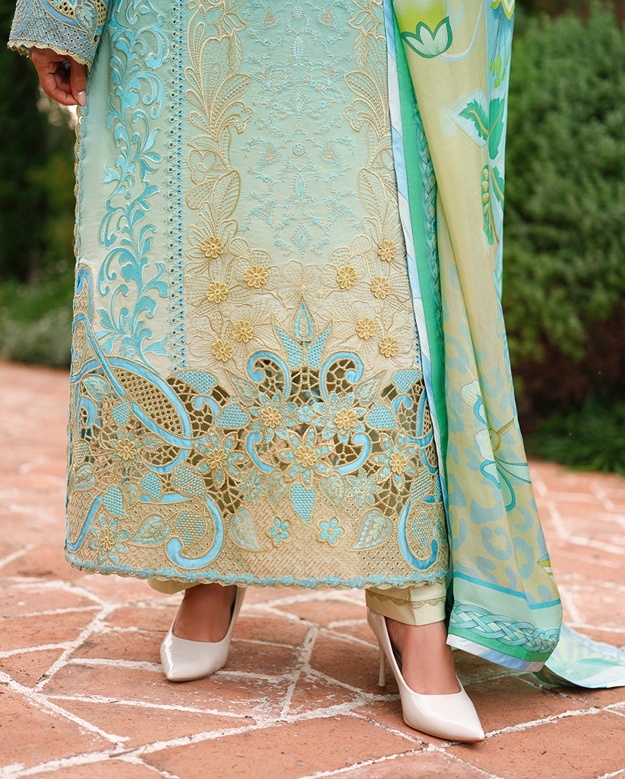 Mushq Amoi | luxury lawn'26