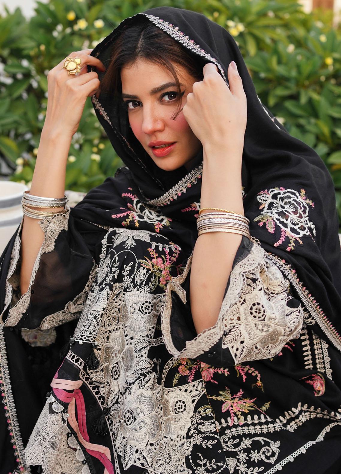 Elaf Premium Luxury Embroidered Winter Collection 02