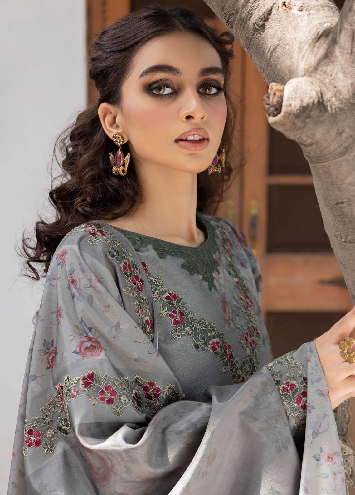 Jahanara Embroidered Slub Winter Collection By IZNIK 04