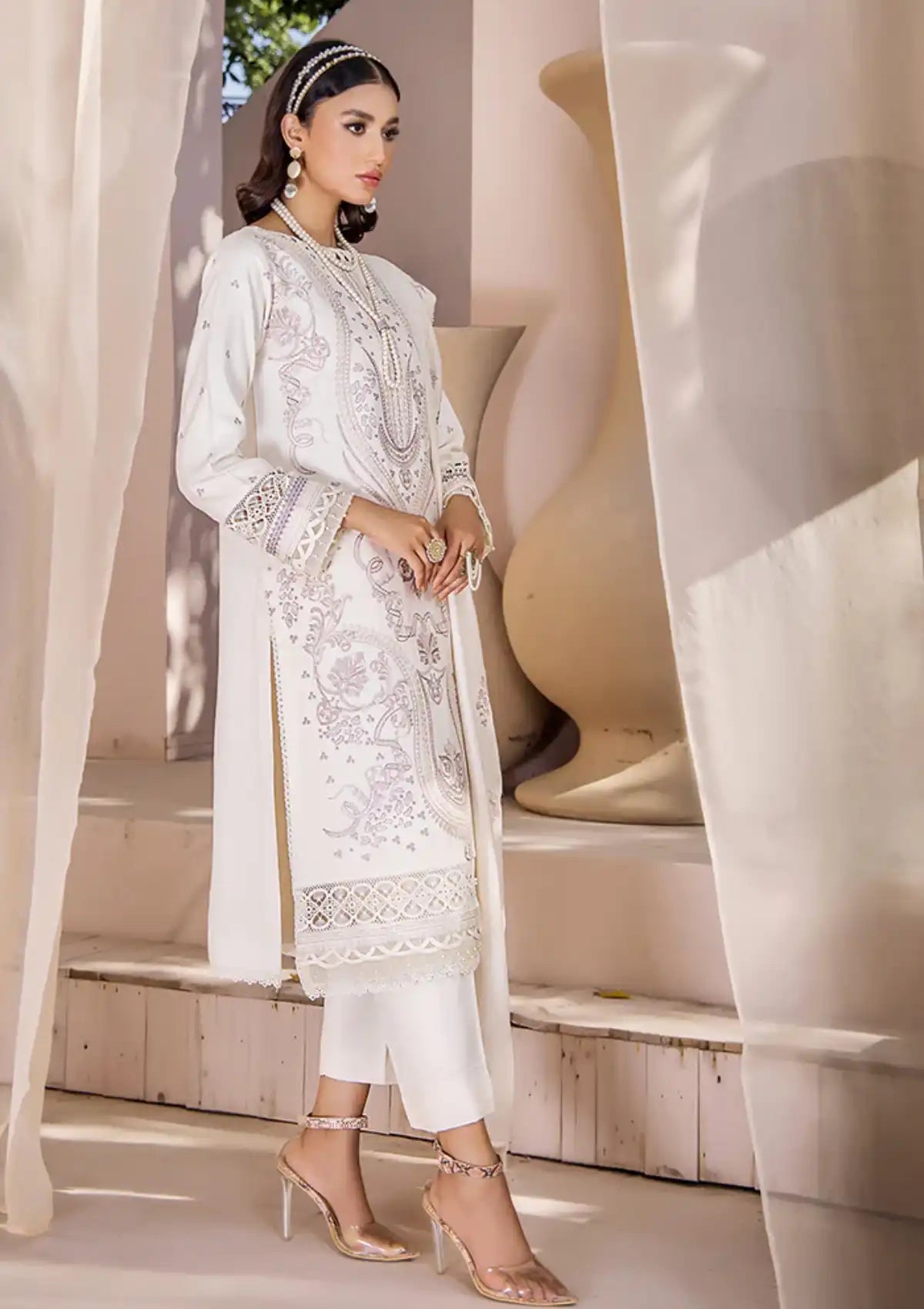 Humdum Jahan-e-Sukhan Embroidered Shawl Collection JS-04