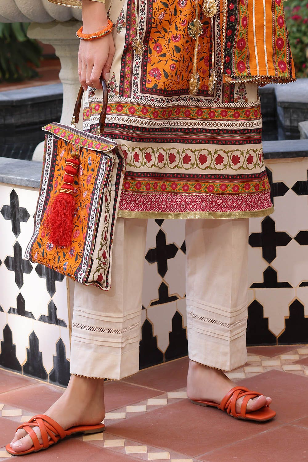 Gul Ahmed Lawn Collection