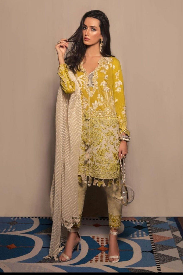 Sana Safinaz Luxury Lawn