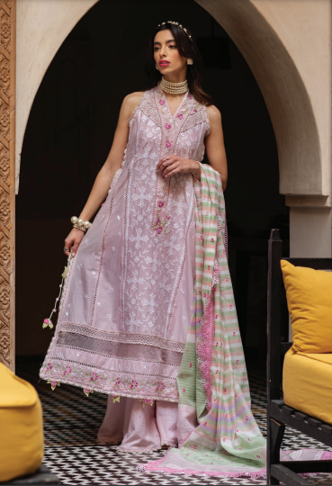 Farah Talib Aziz Lawn