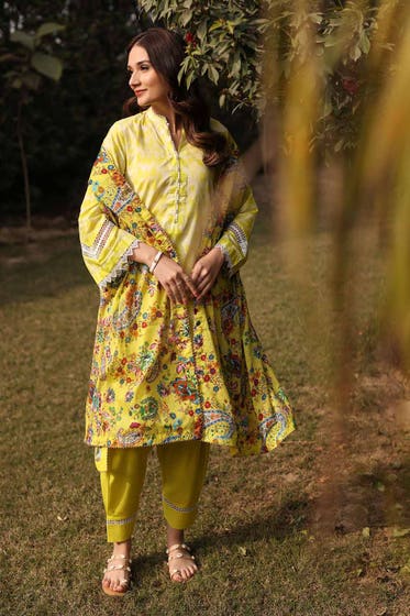 Gul Ahmed Printed Lawn